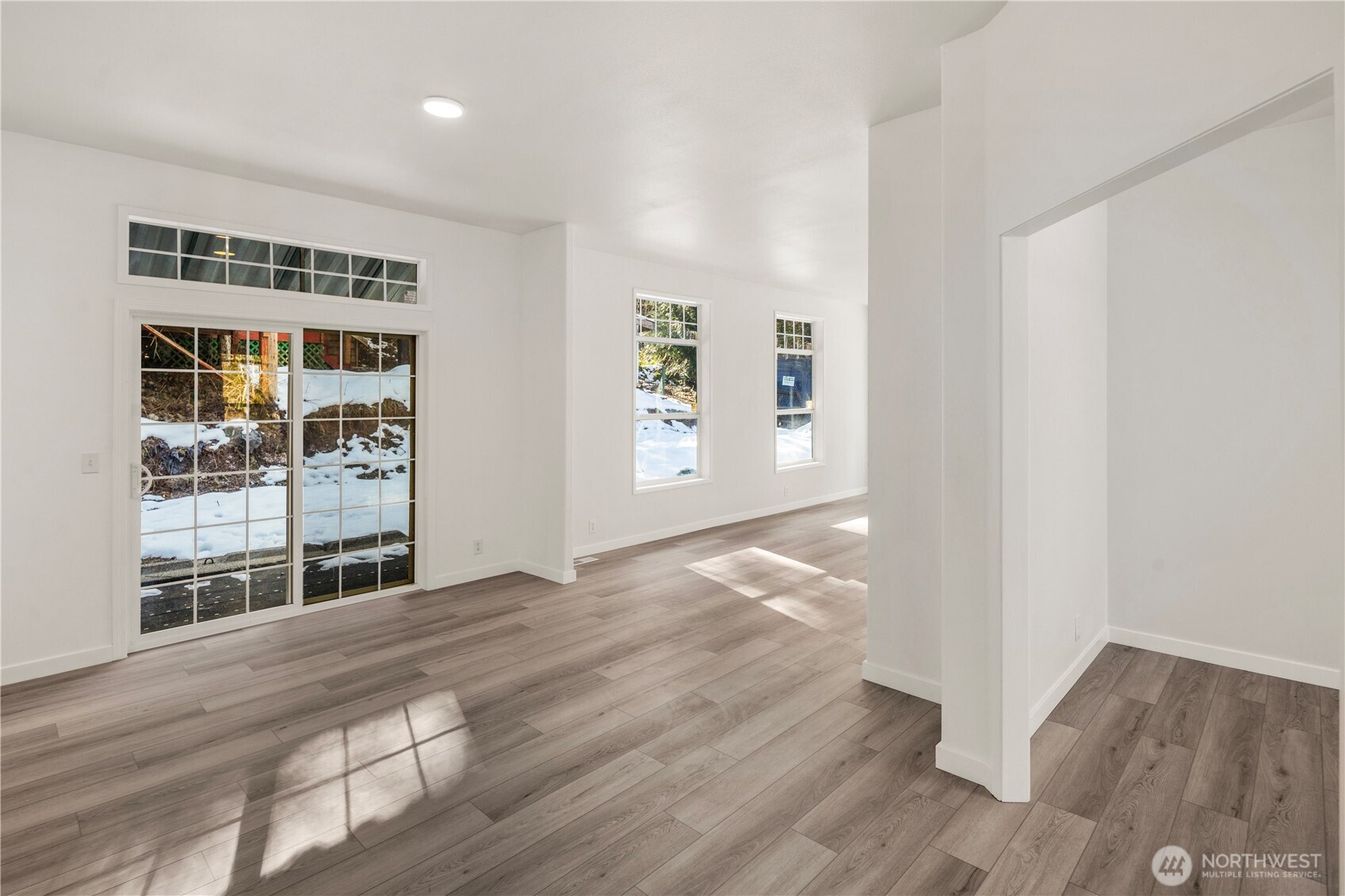 110 W Puyallup Drive