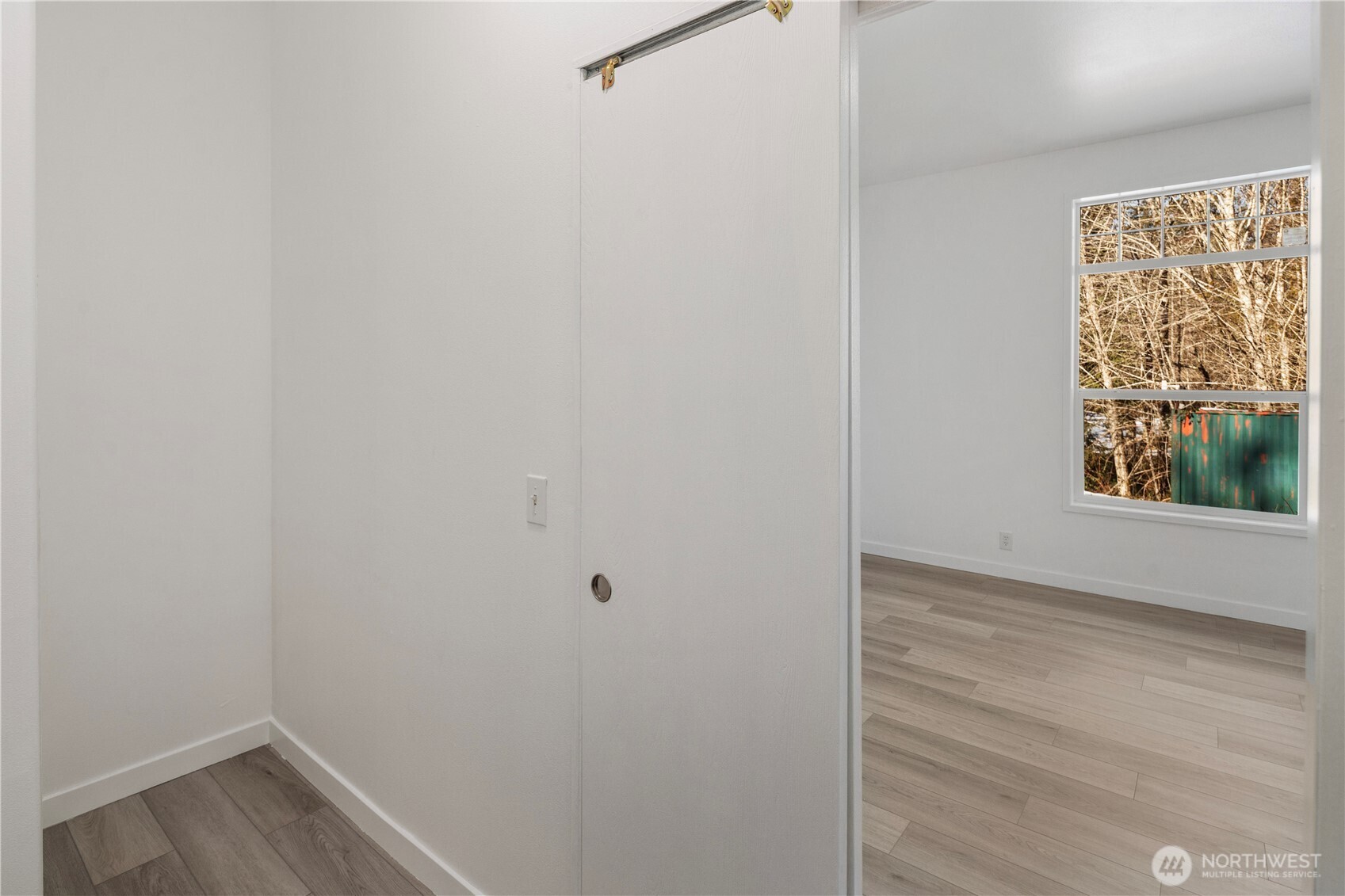 110 W Puyallup Drive