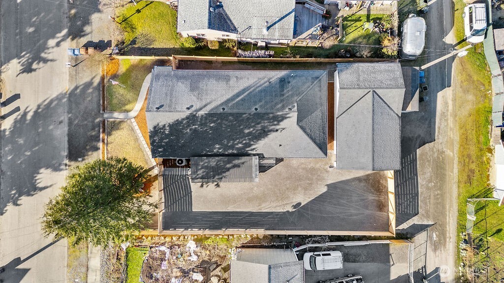 823 S 74th Street