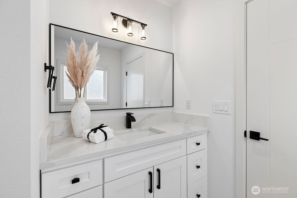 823 S 74th Street