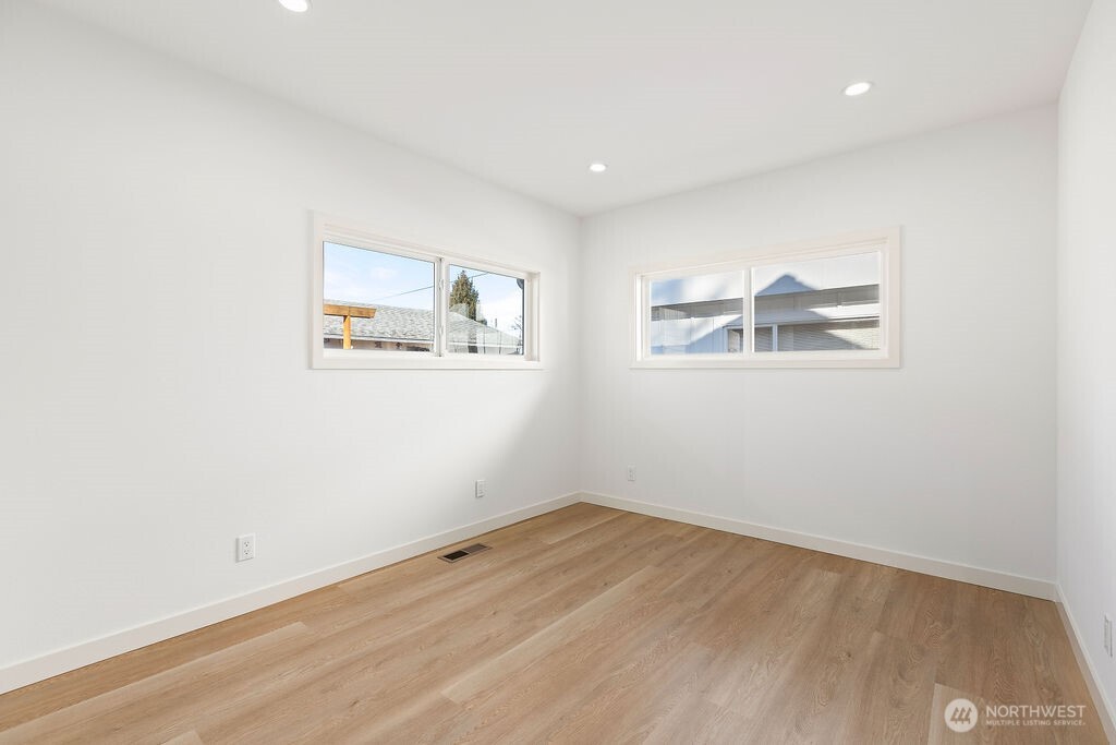 823 S 74th Street