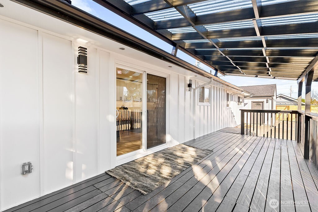 823 S 74th Street