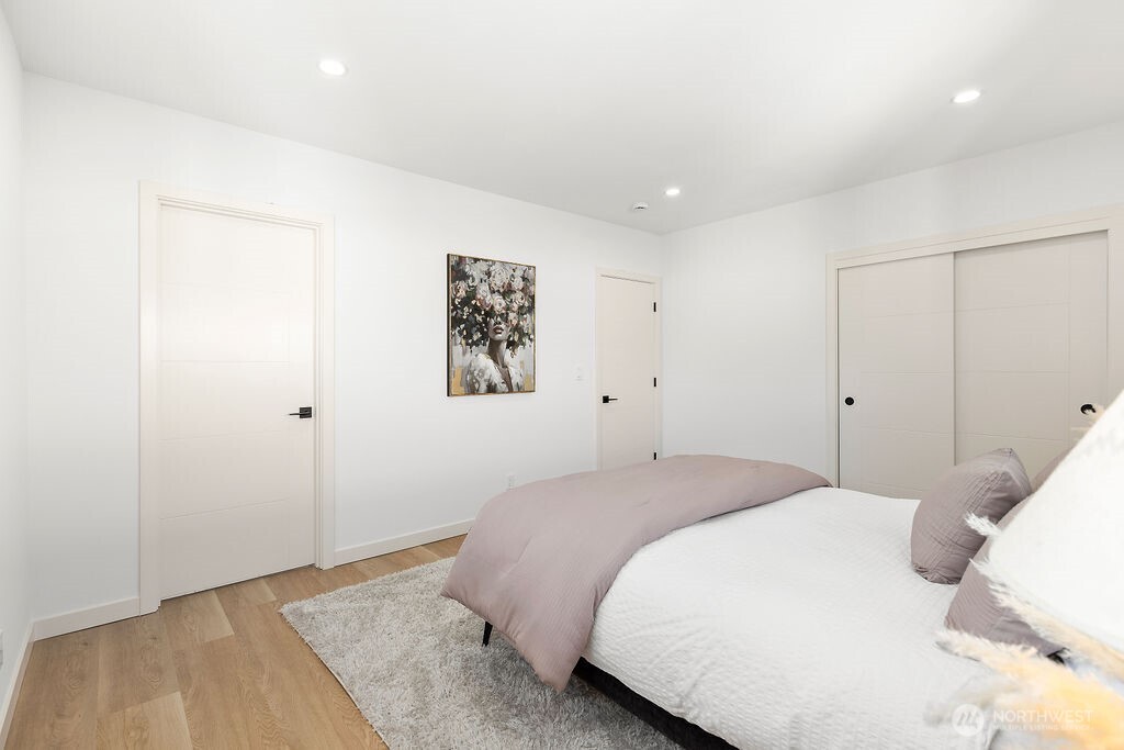 823 S 74th Street