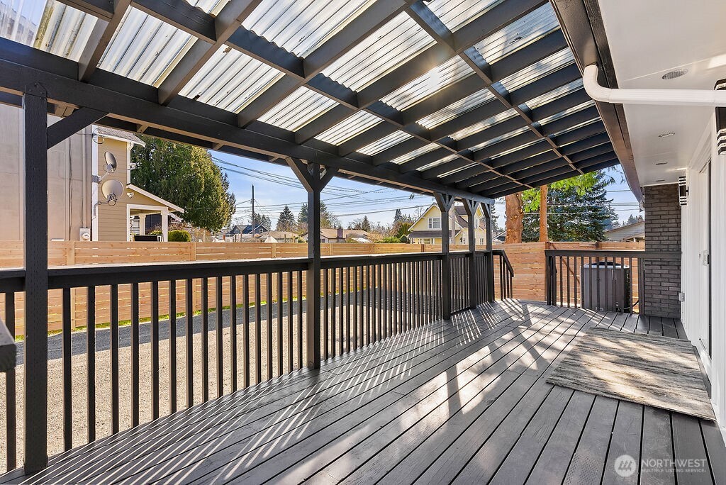 823 S 74th Street