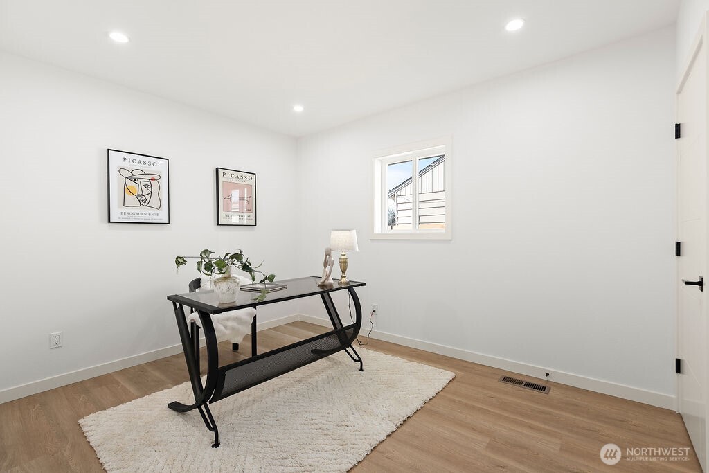 823 S 74th Street