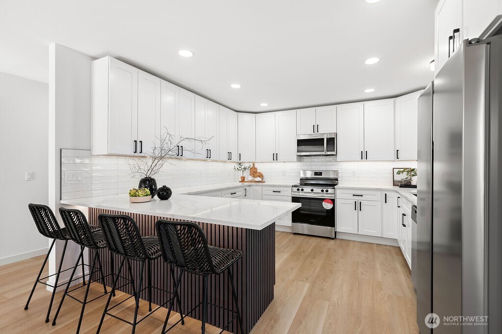 823 S 74th Street