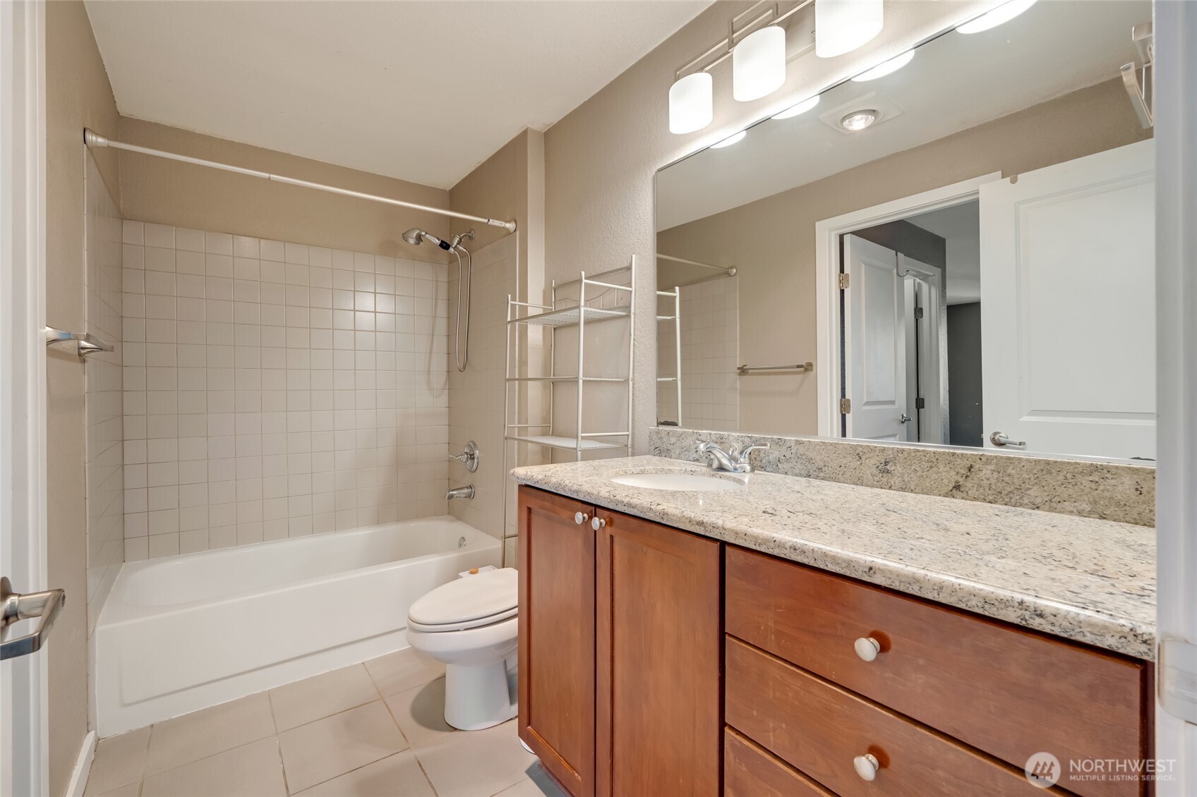 1311 12th Avenue S Unit: C401