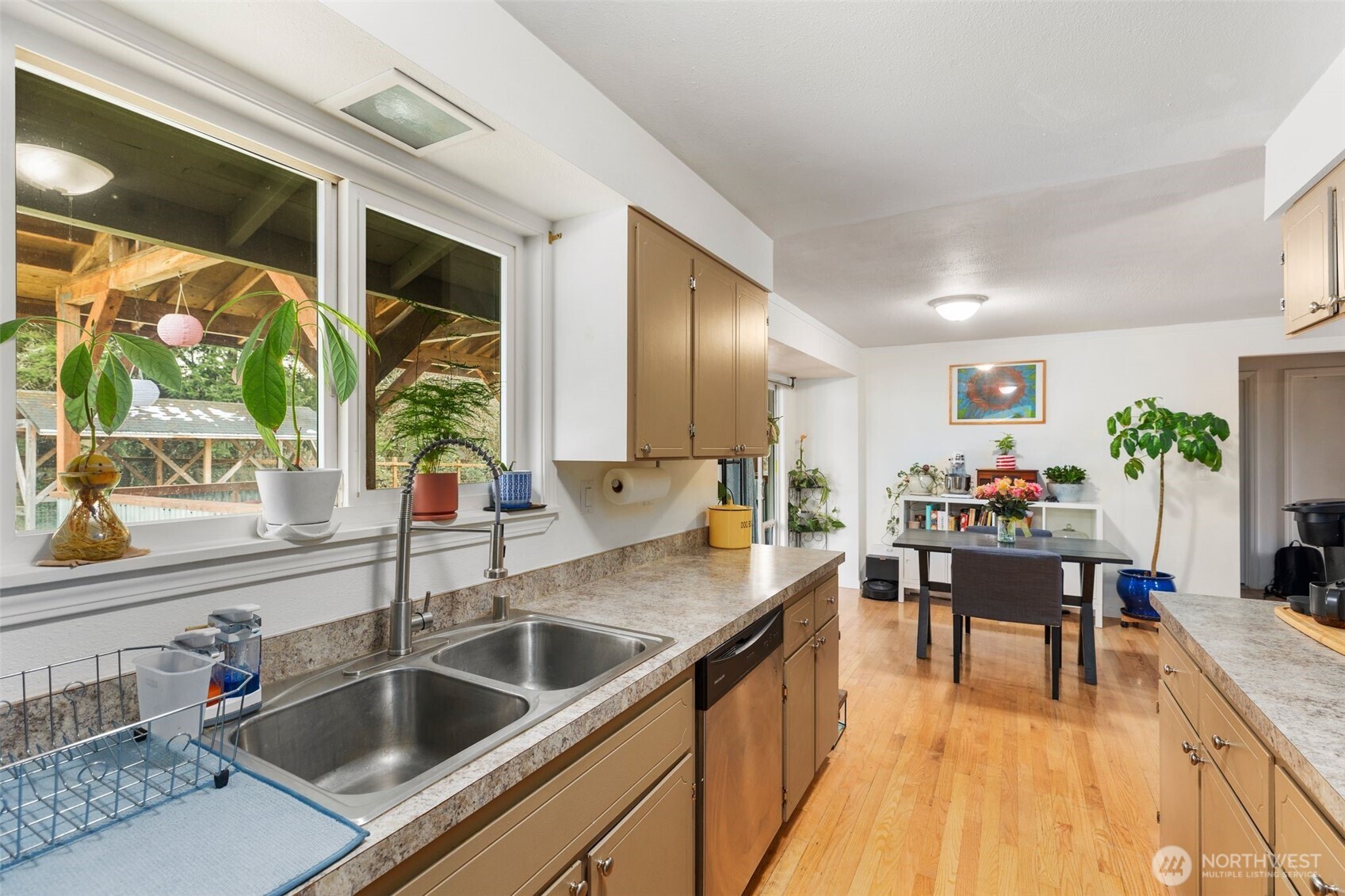 790 W Golden Pheasant Road