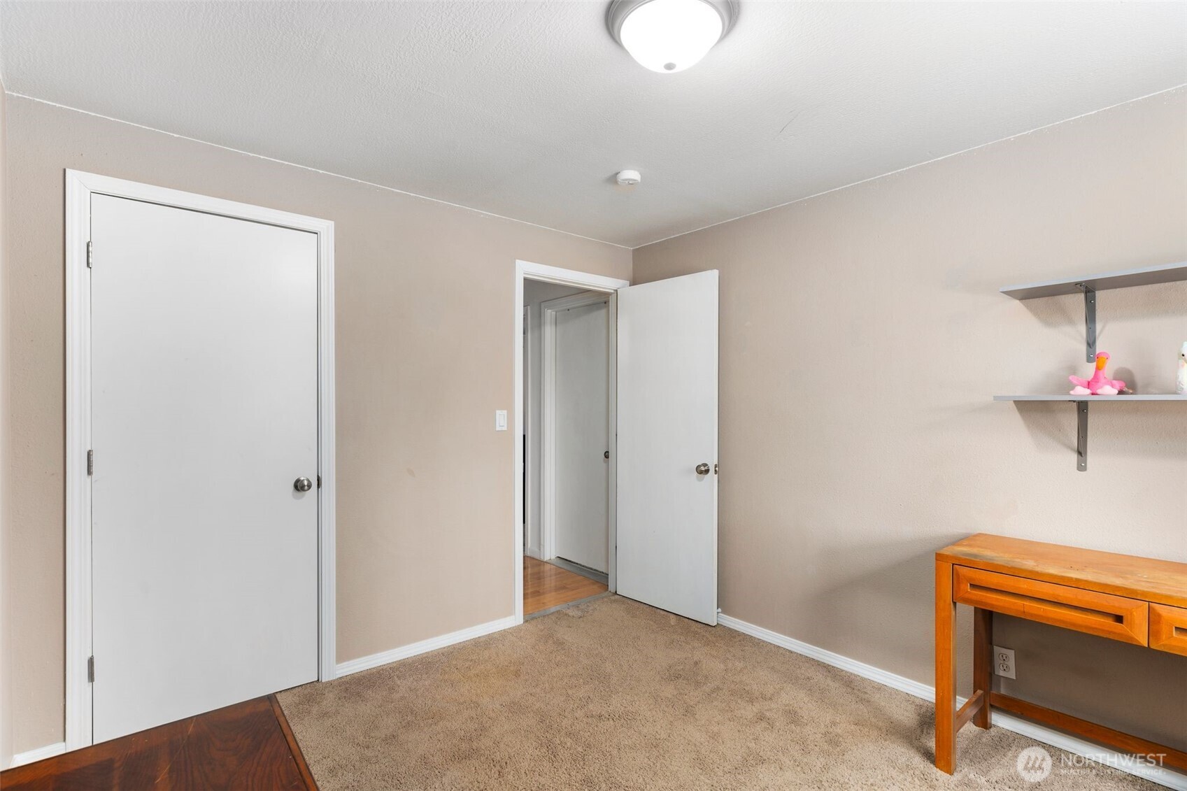 790 W Golden Pheasant Road