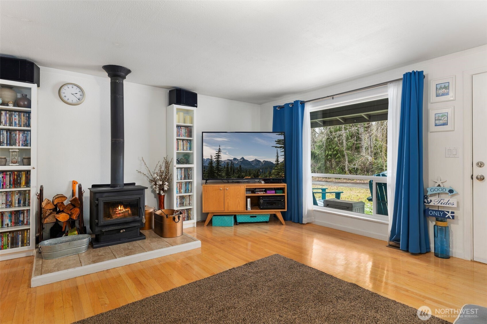 790 W Golden Pheasant Road