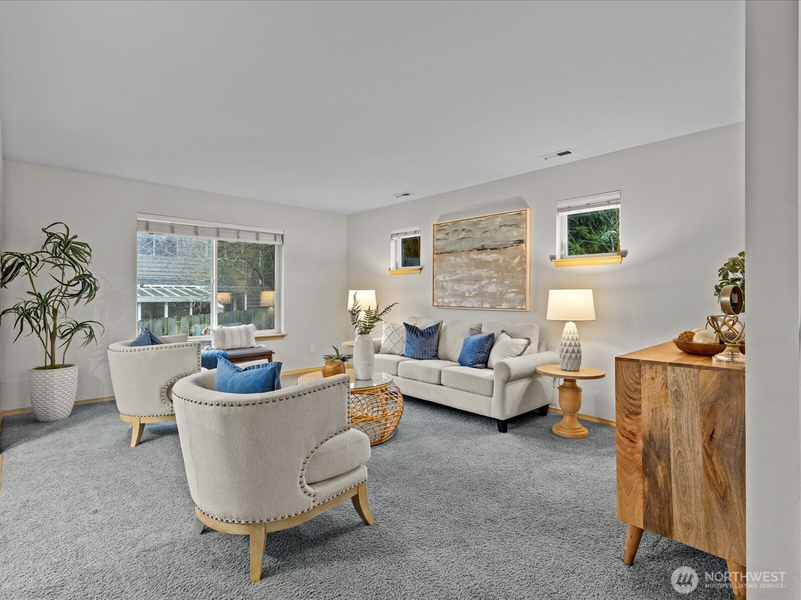 130 NE Melrose Drive