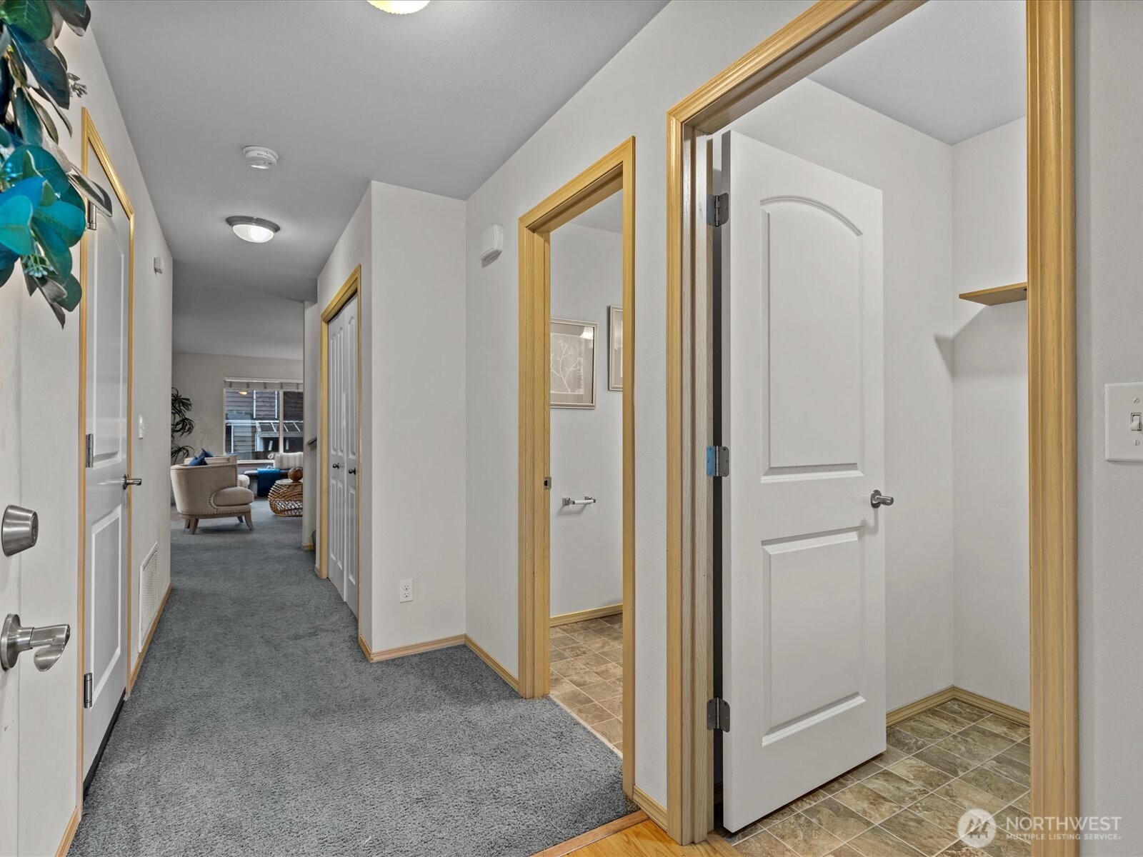 130 NE Melrose Drive