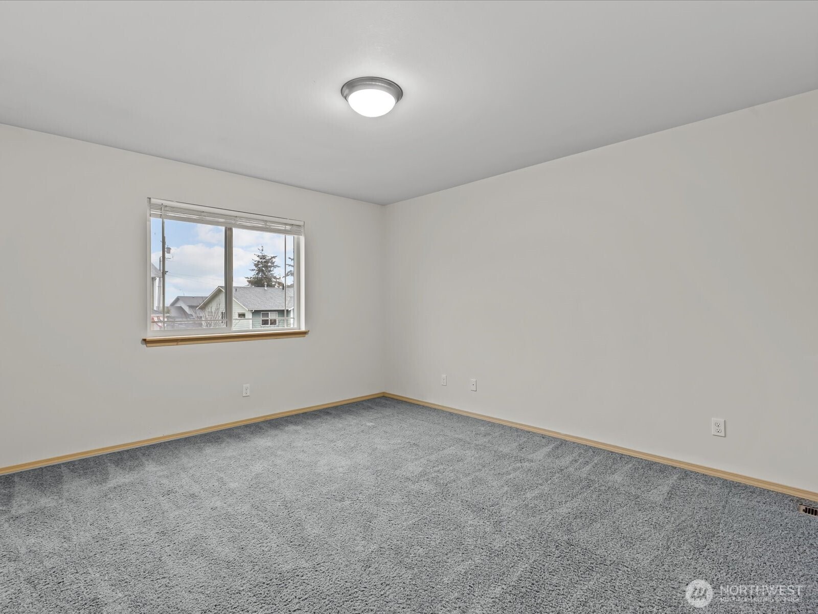 130 NE Melrose Drive