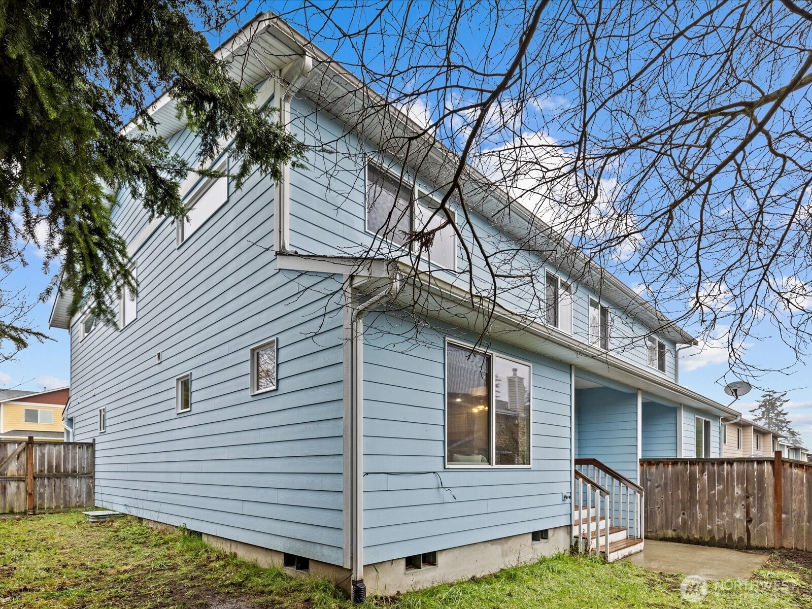 130 NE Melrose Drive