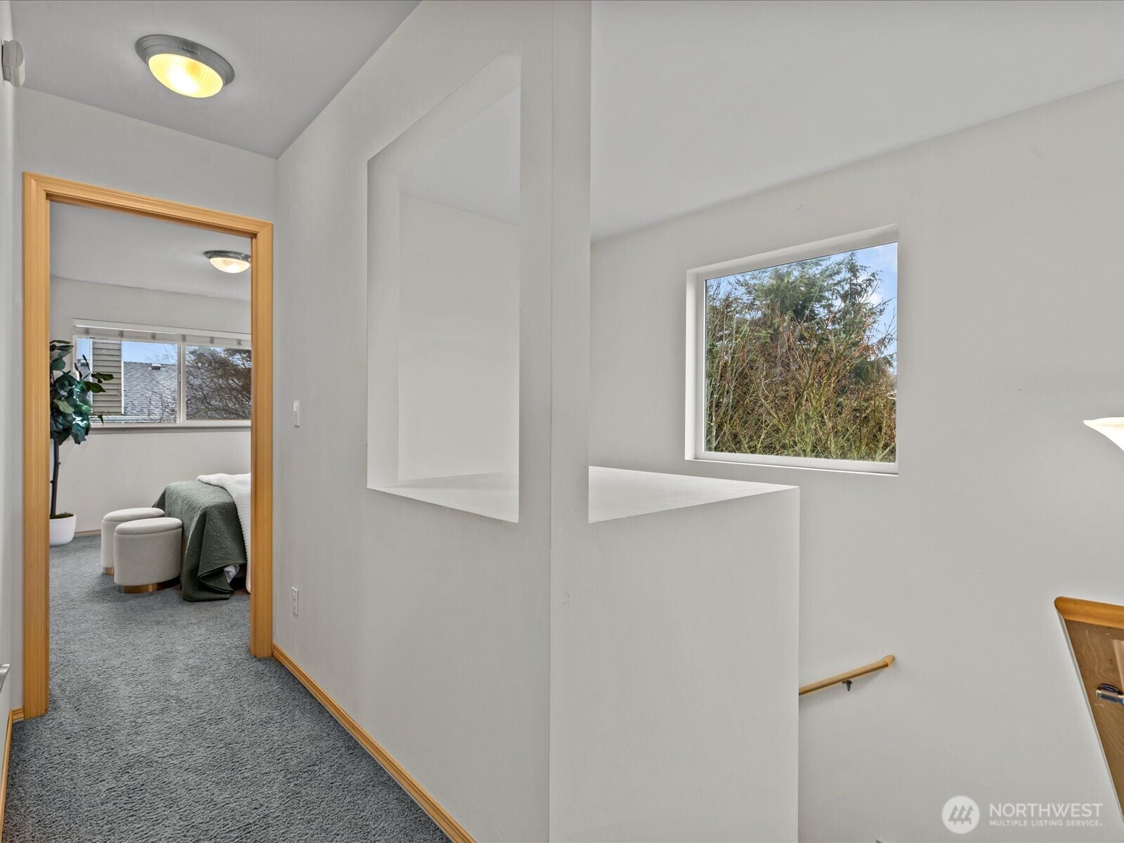 130 NE Melrose Drive