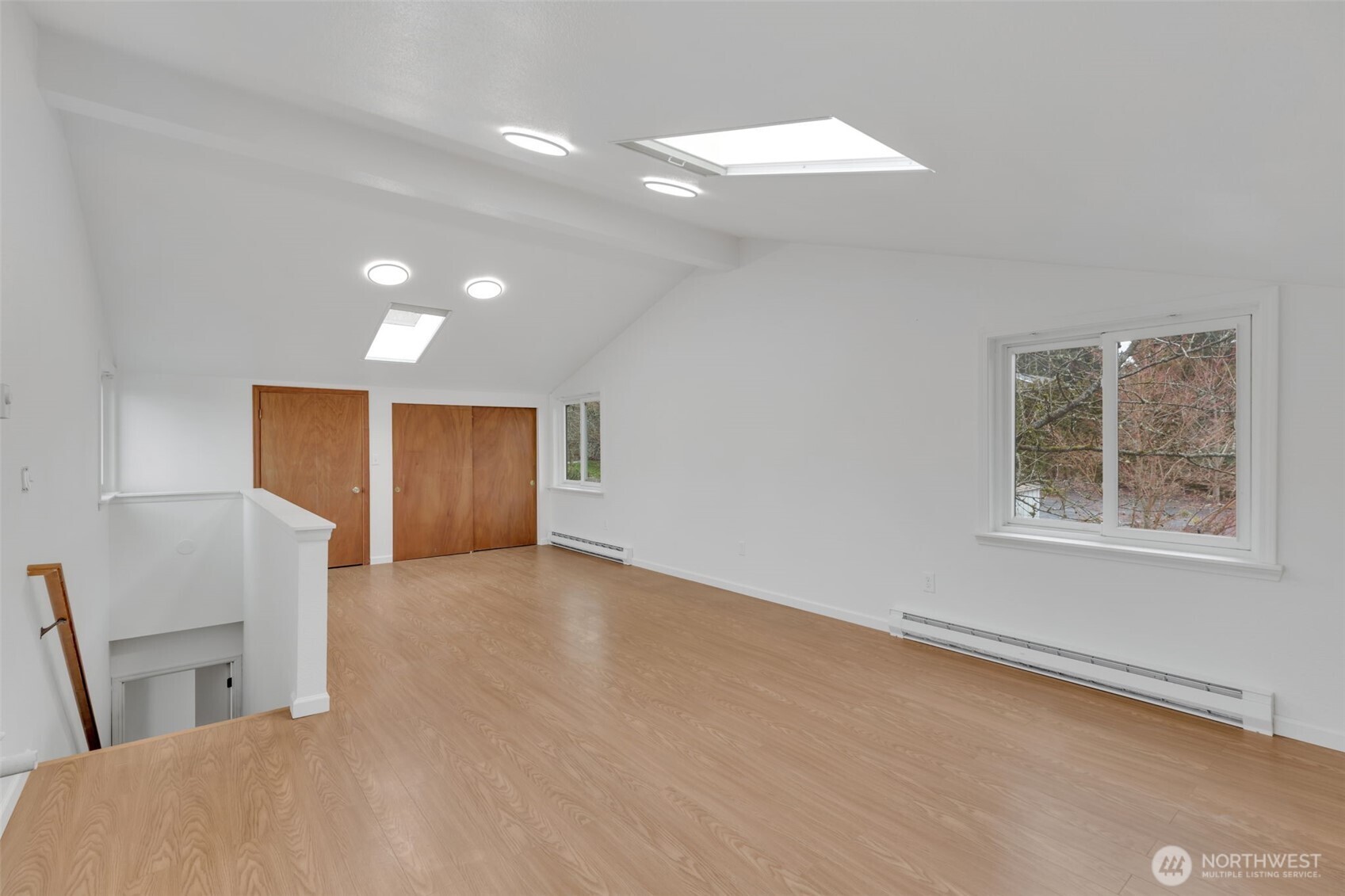 5550 NE 195th Street