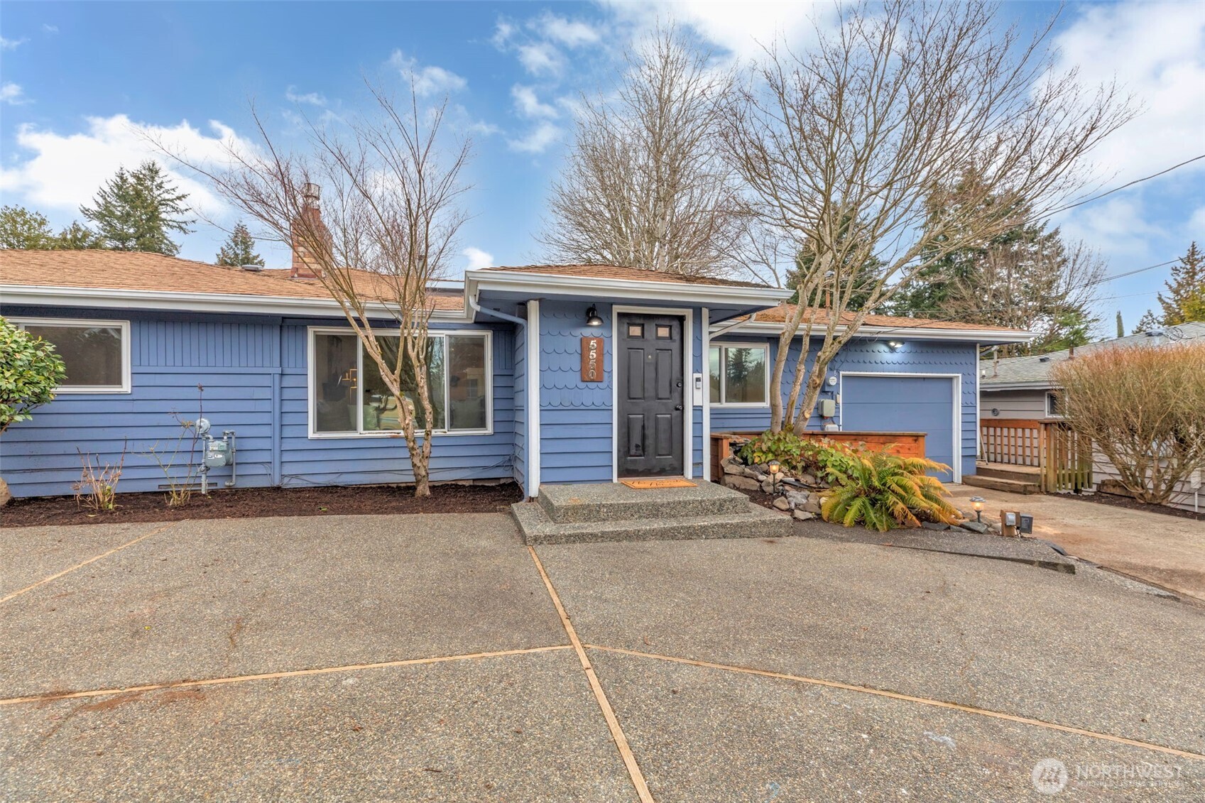 5550 NE 195th Street