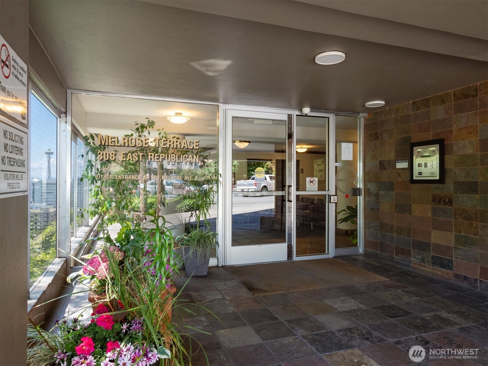 308 E Republican Street Unit: 515
