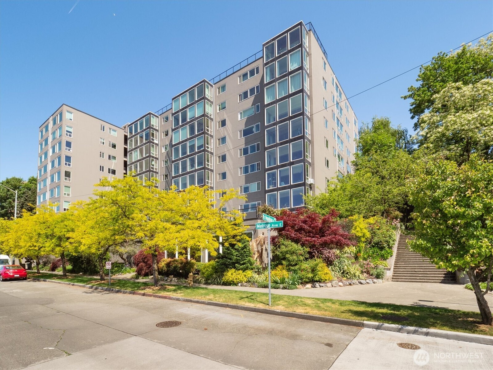 308 E Republican Street Unit: 515