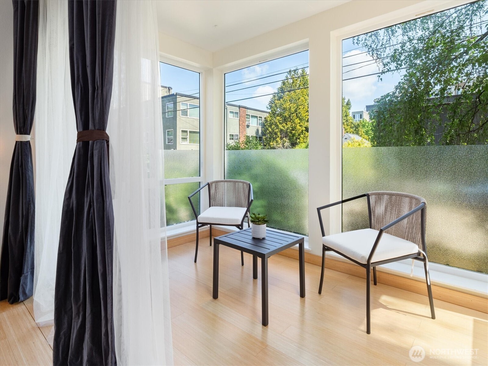 308 E Republican Street Unit: 515