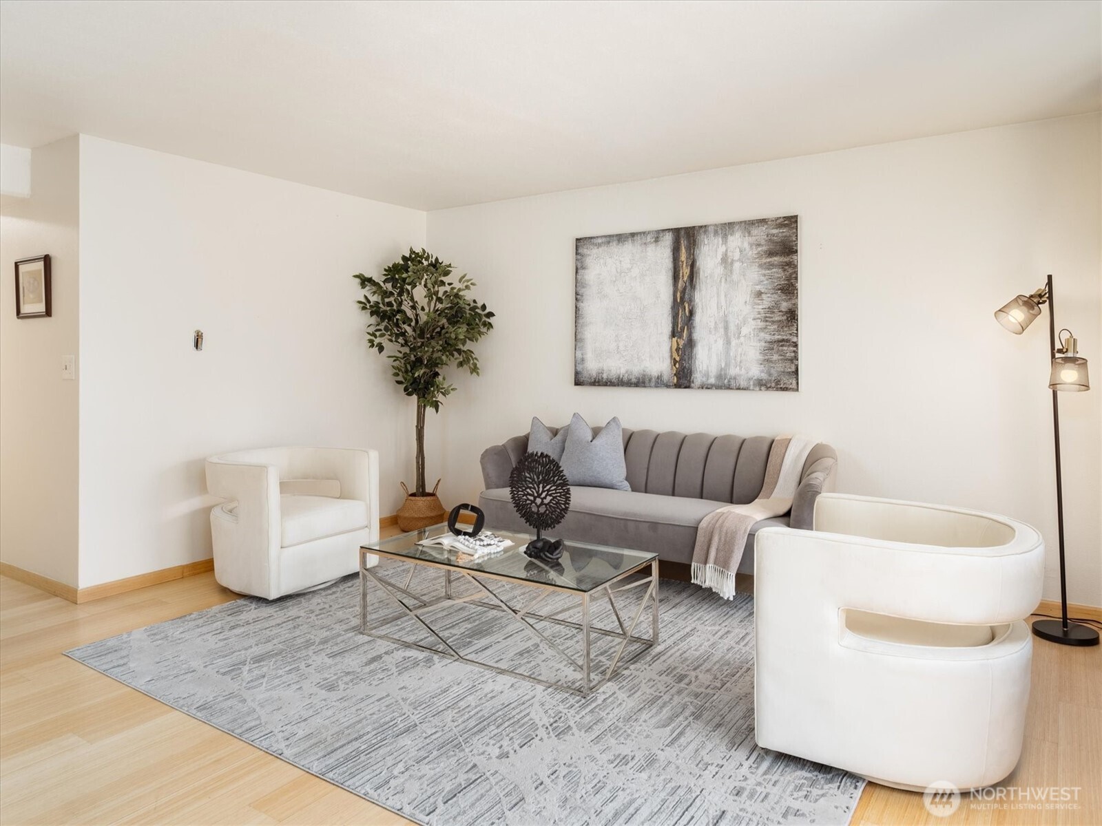 308 E Republican Street Unit: 515