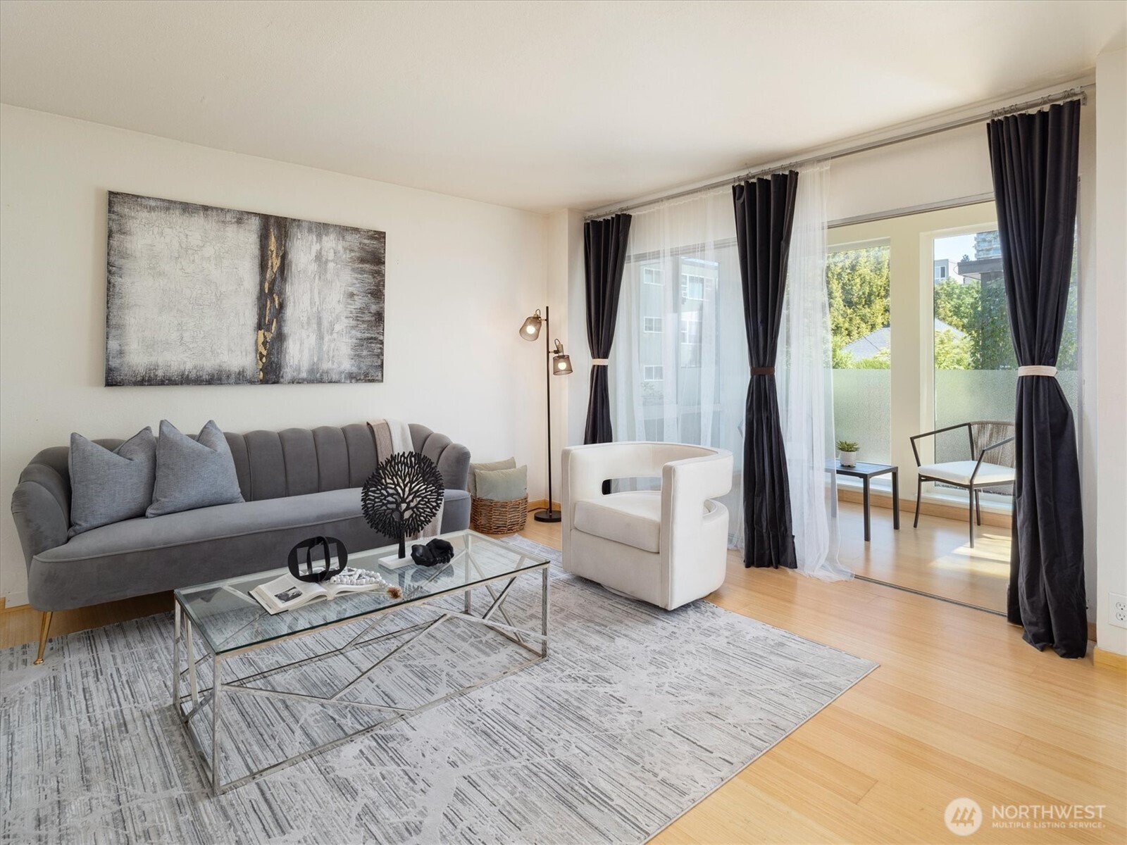 308 E Republican Street Unit: 515