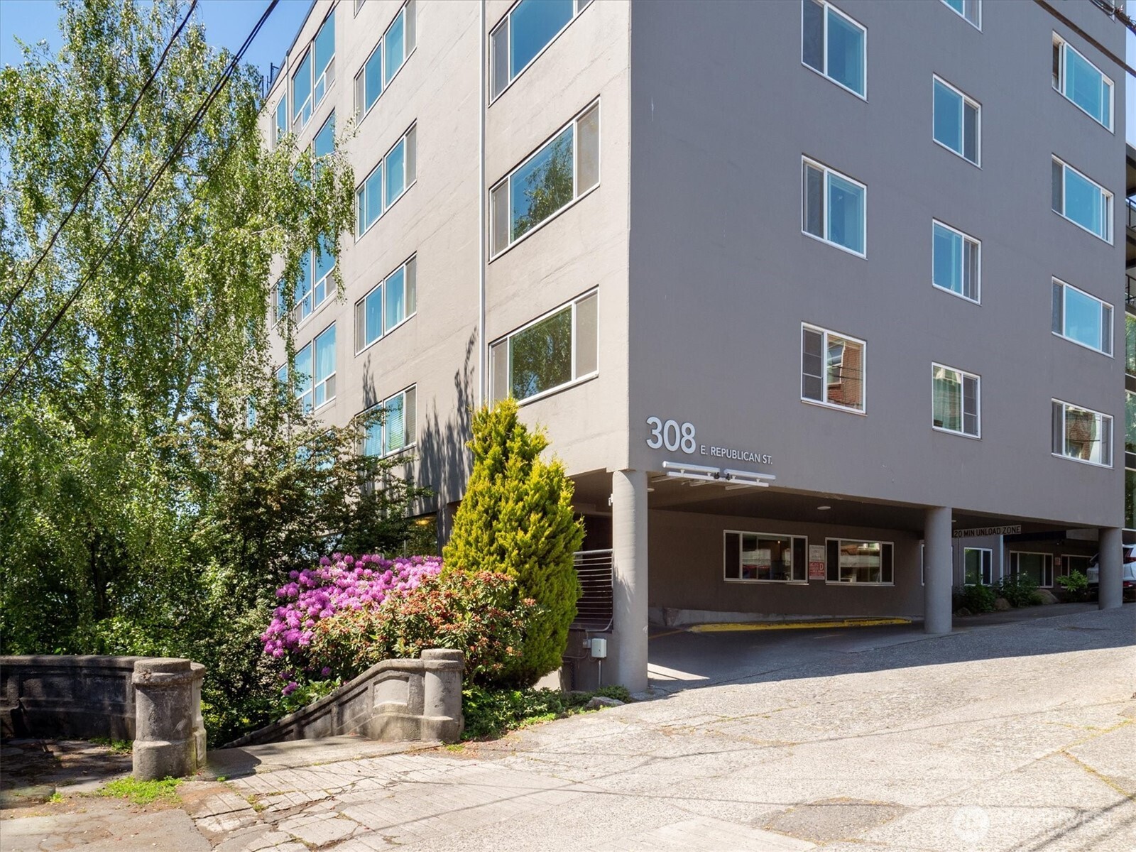 308 E Republican Street Unit: 515