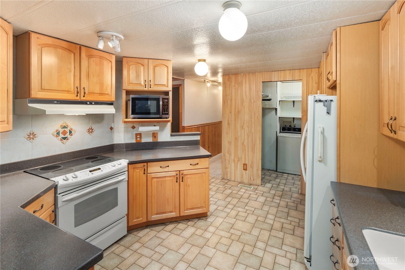 26905 NE Union Hill Rd