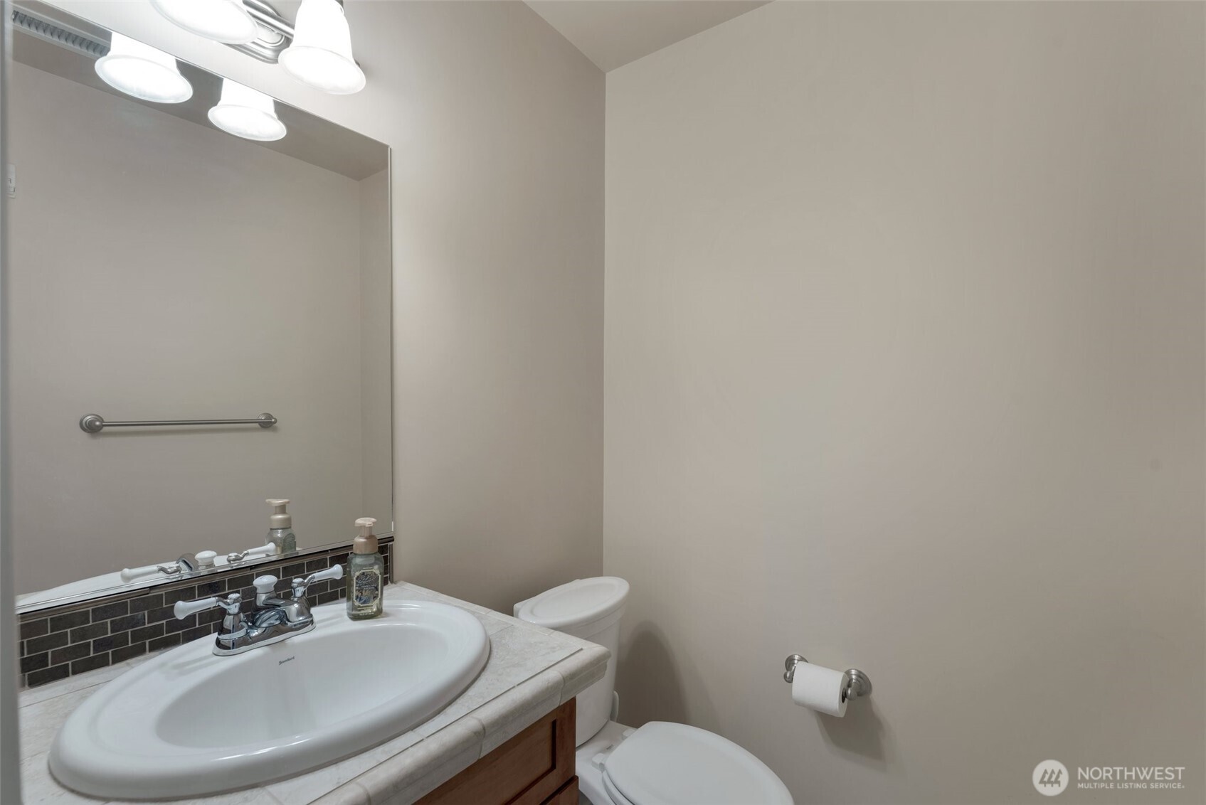 708 Market Street Unit: 607