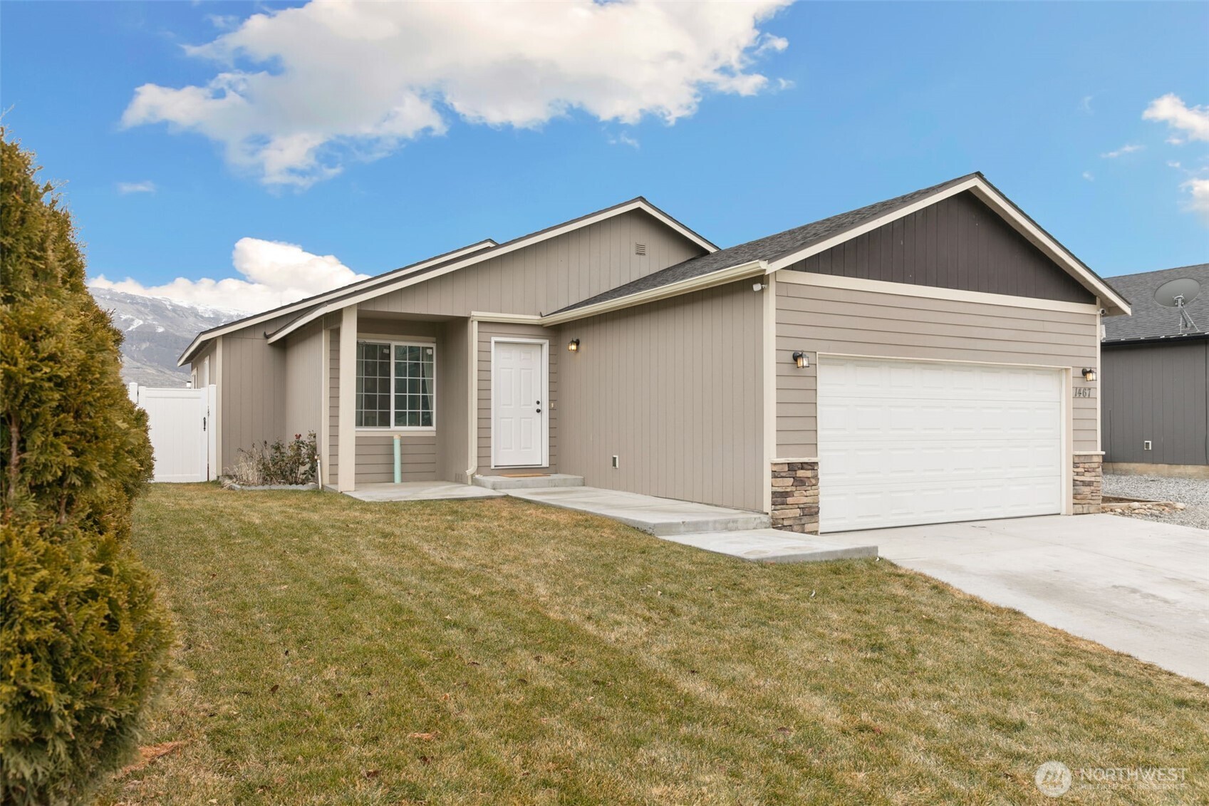 1467 Denny Place