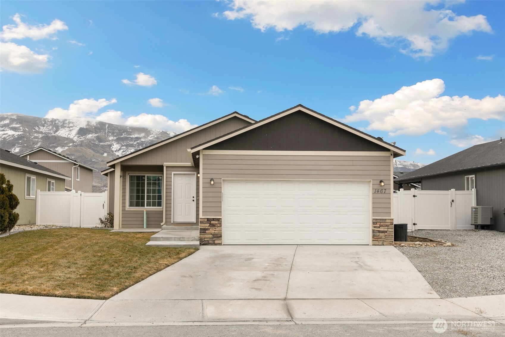 1467 Denny Place