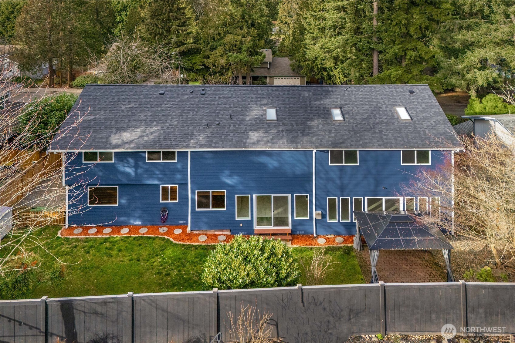 2302 33rd Avenue SE