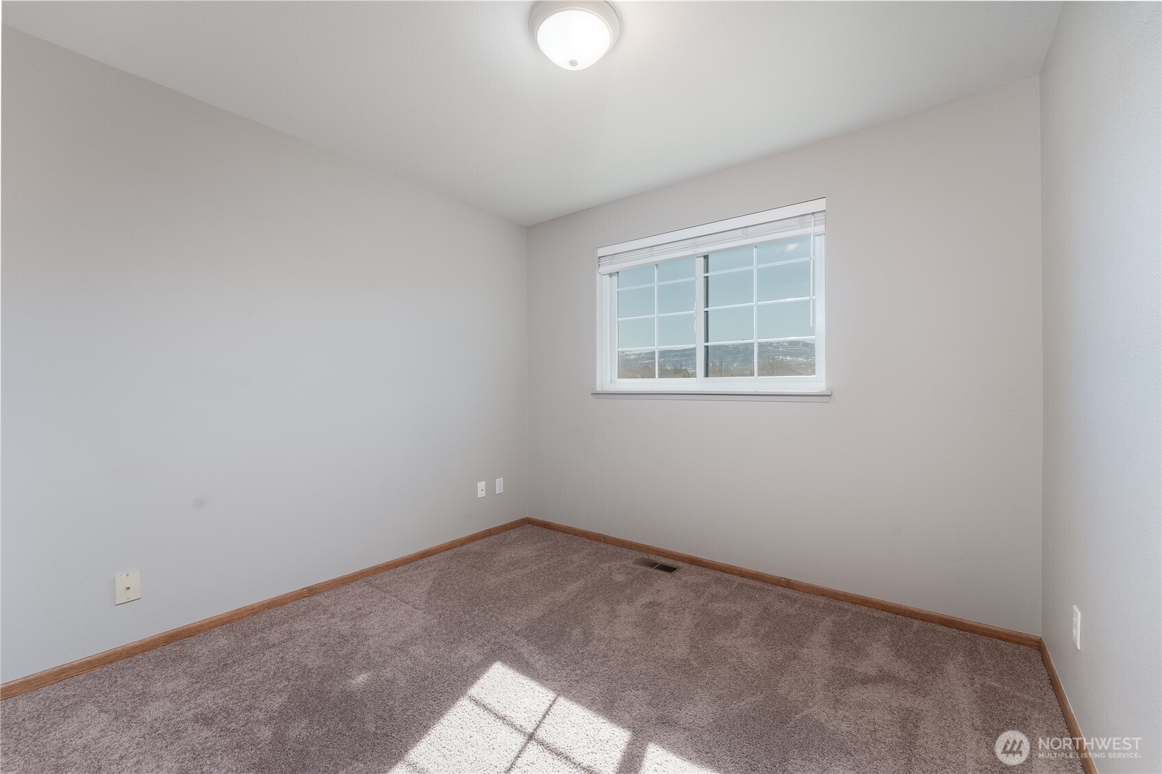 1324 3rd Street SE