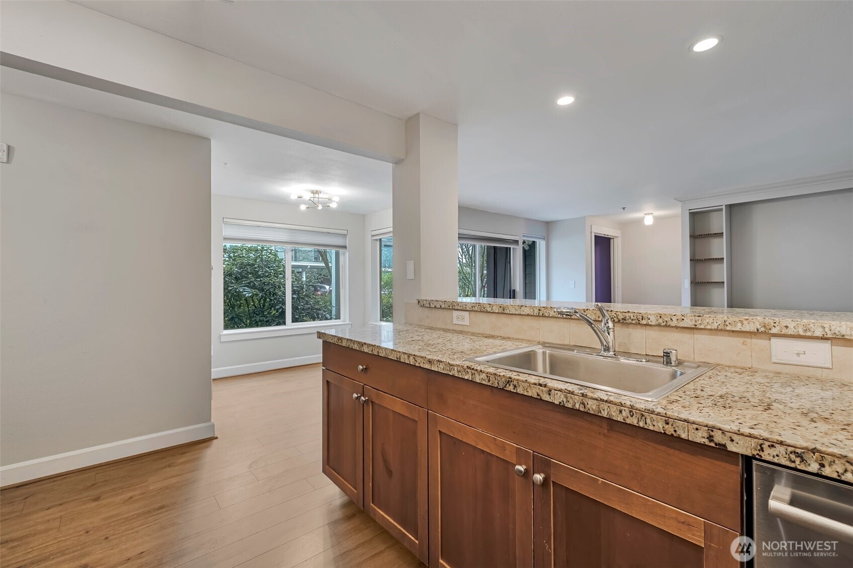 300 N 130th Street Unit: 5106