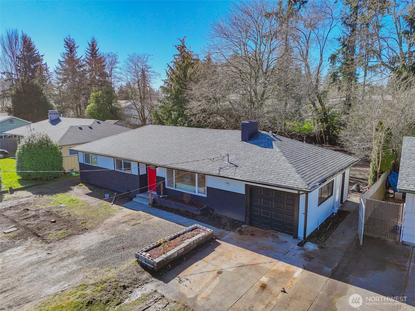 1127 Hall Street SE