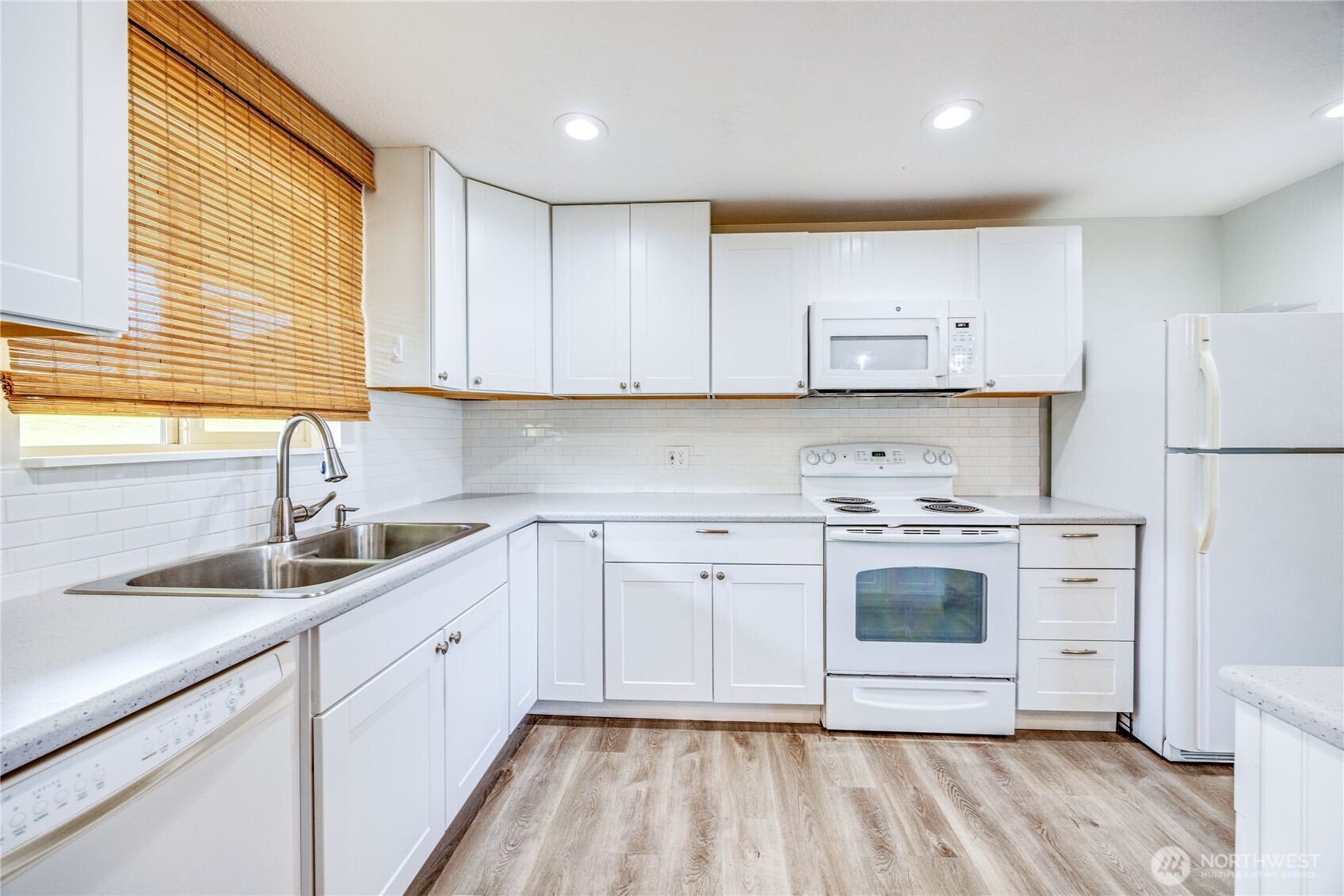 1301 S 3rd Avenue Unit: 13C