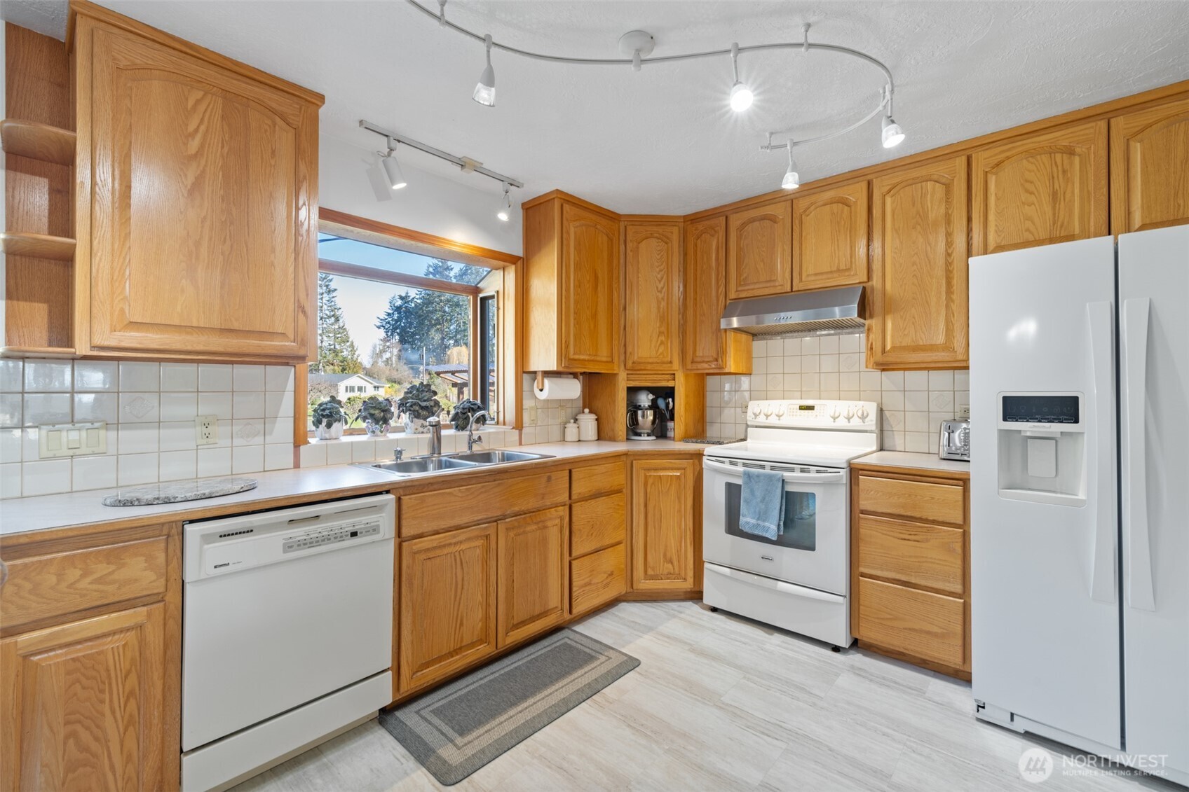 200 Lake Farm Rd.