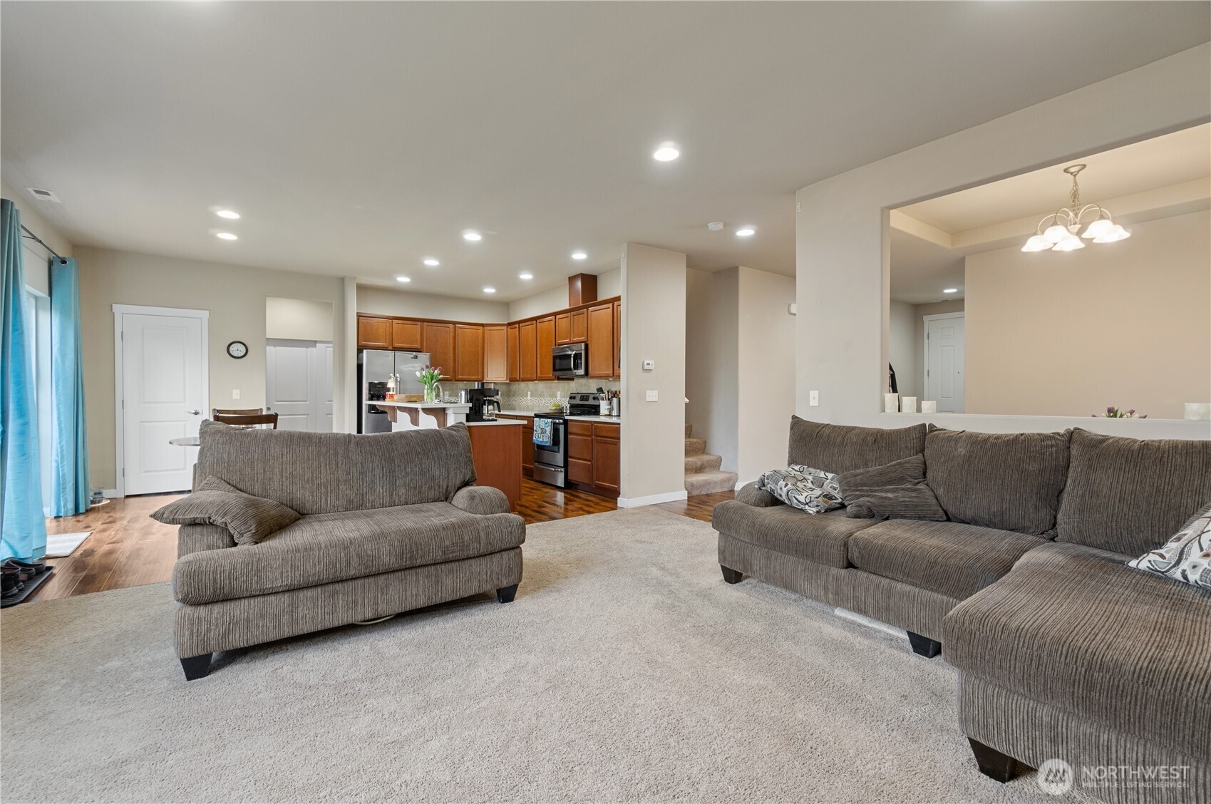 8145 154th Street E
