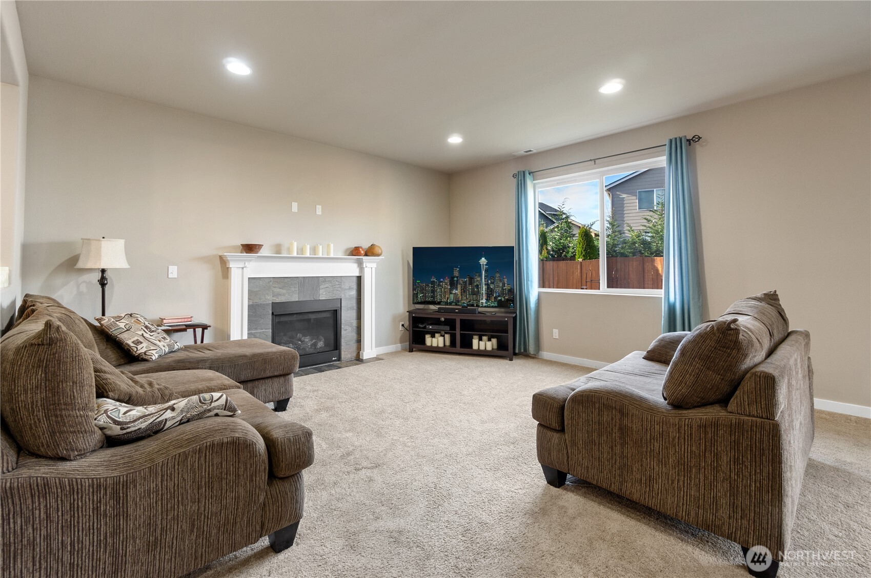 8145 154th Street E