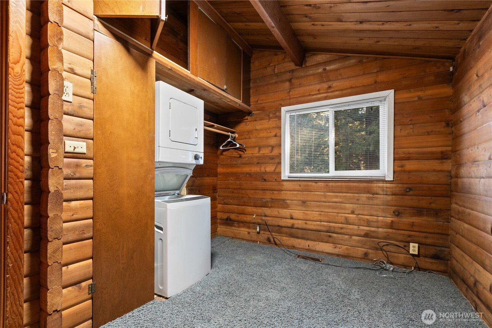 8676 Bell Court