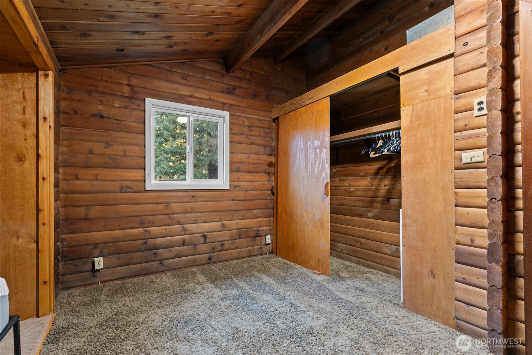 8676 Bell Court
