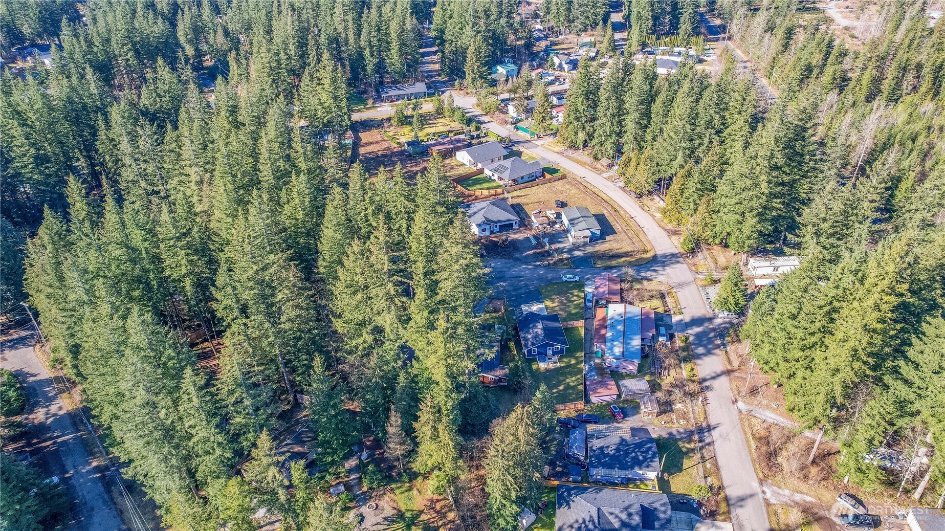 8668 Bell Court