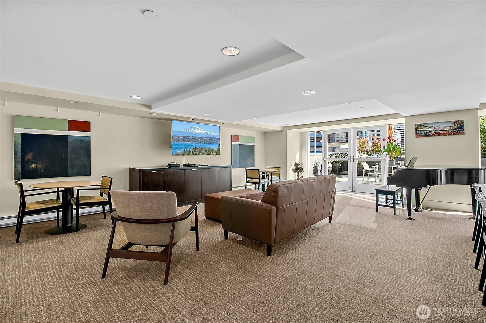 1415 2nd Avenue Unit: 2206