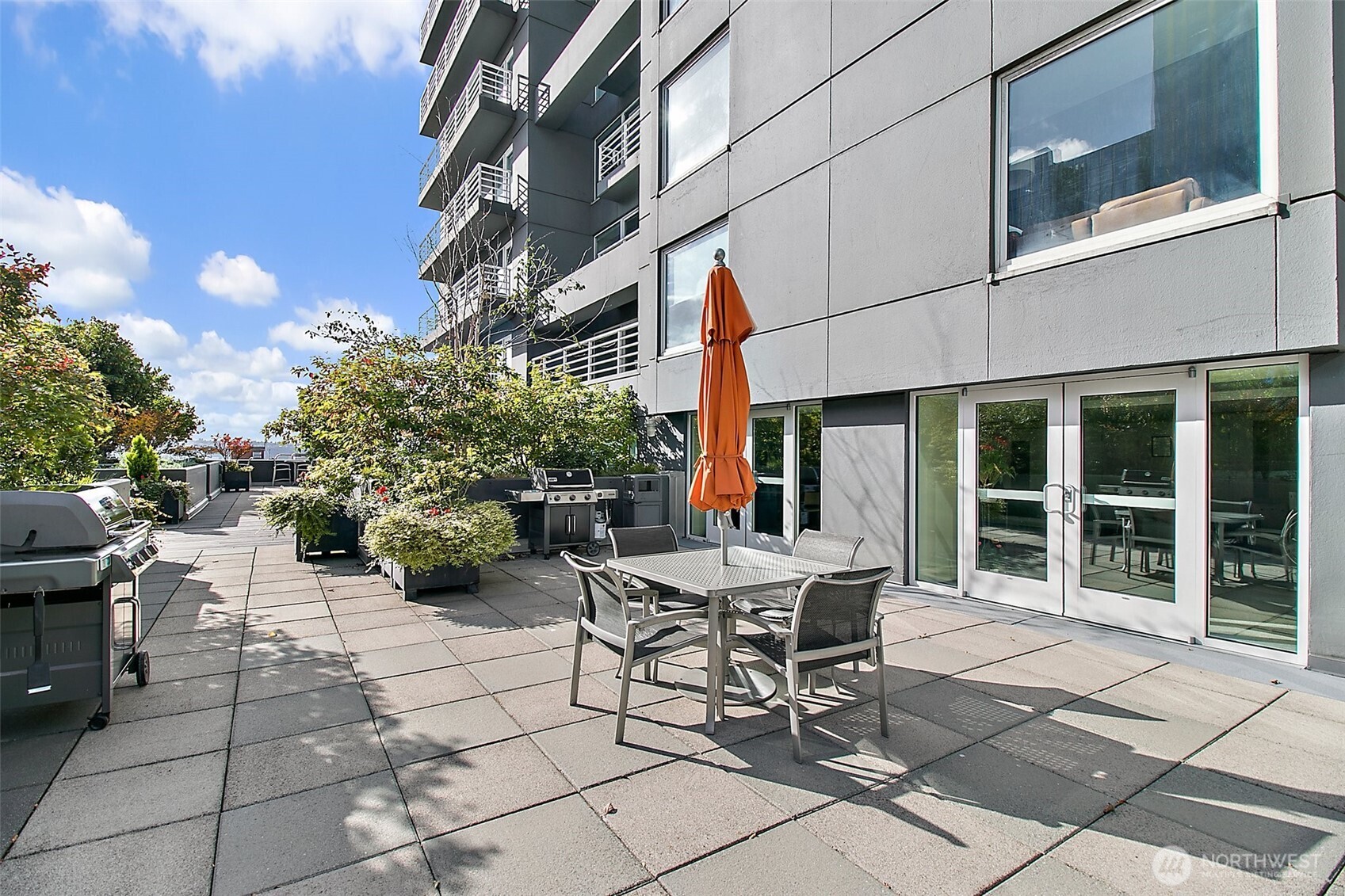 1415 2nd Avenue Unit: 2206