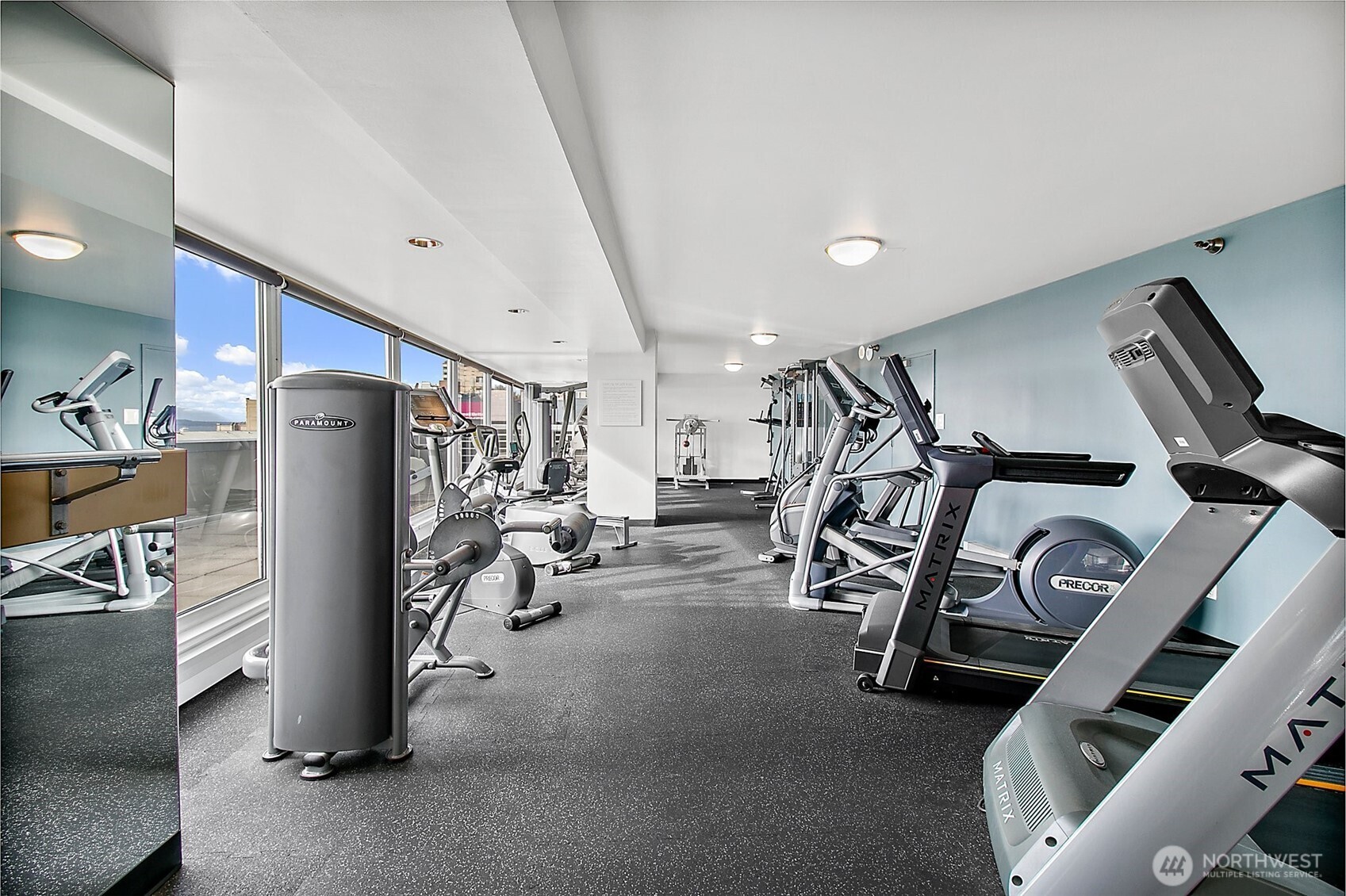 1415 2nd Avenue Unit: 2206