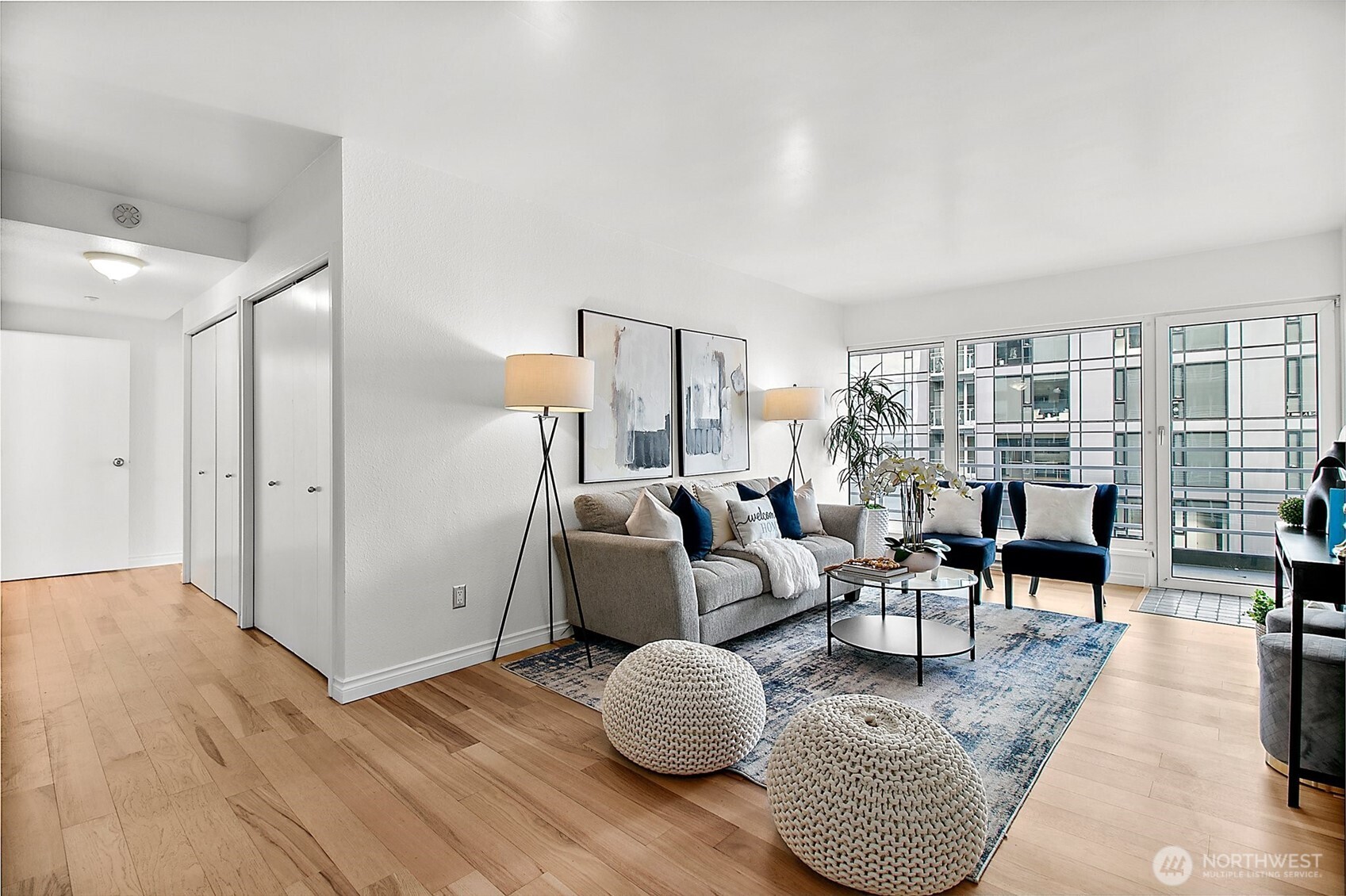 1415 2nd Avenue Unit: 2206