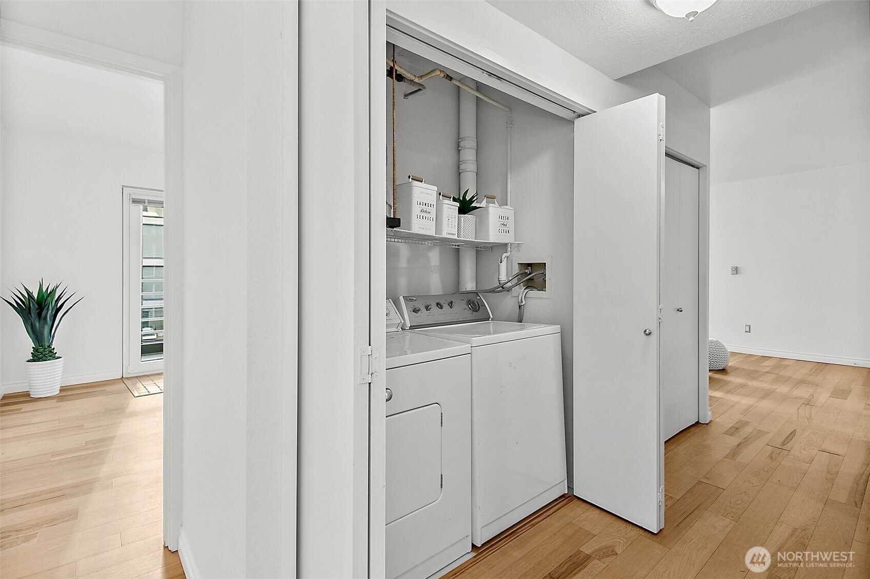1415 2nd Avenue Unit: 2206
