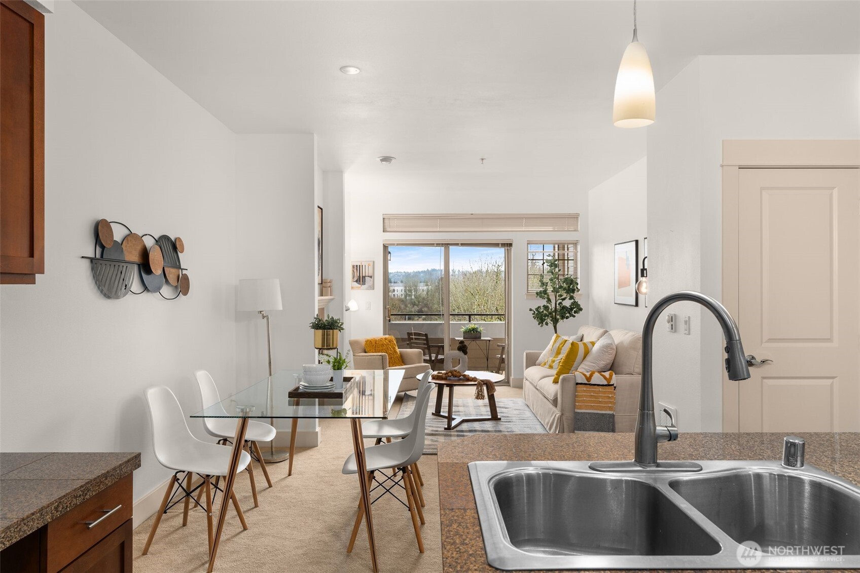 8535 Avondale Road NE Unit: A303