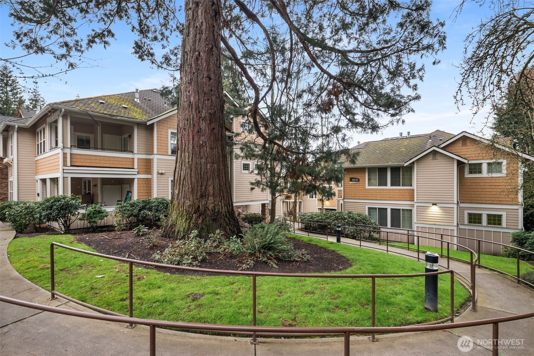 8535 Avondale Road NE Unit: A303