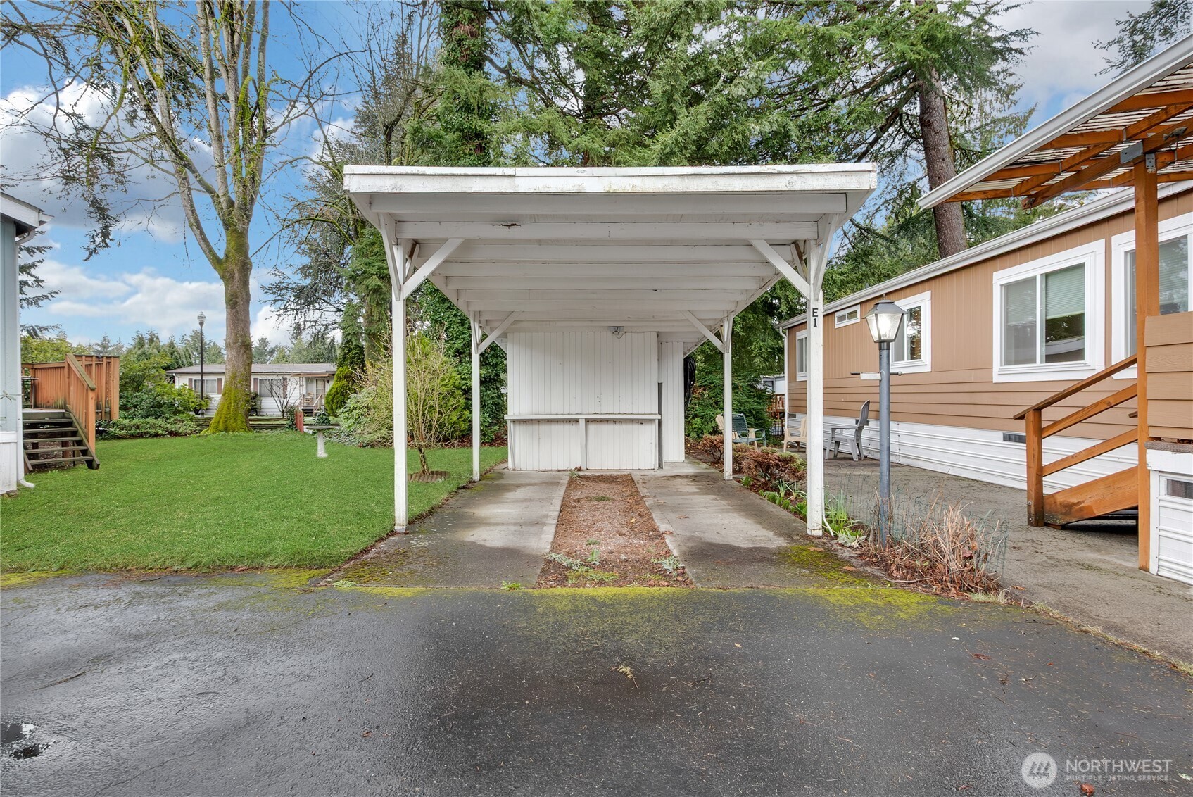 900 29th Street SE Unit: E-1